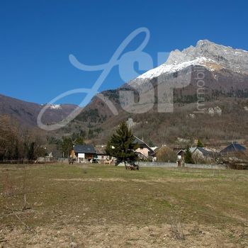 Terrain St Pierre d'Albigny (Lot 2) : Clos St Vincent