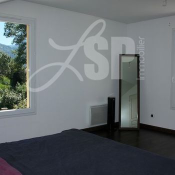 Villa Moirans : Chambre