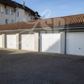 Garage centre ville : Rives