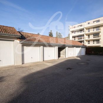 Garage centre ville : Rives