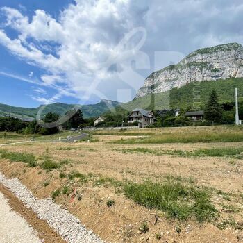 Terrain viabilisé (Lot 2) : St Jean d'Arvey