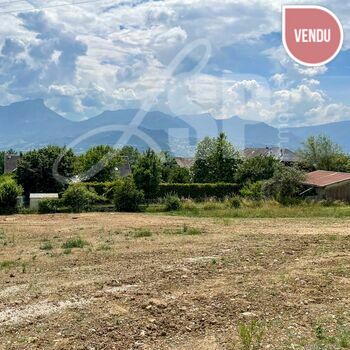 Terrain viabilisé (Lot 2)