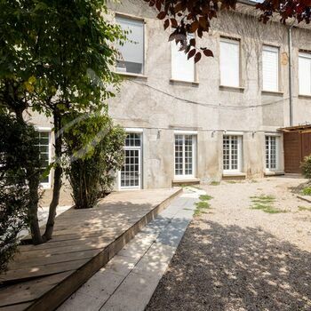 Appartement T3bis avec terrasse : Rives