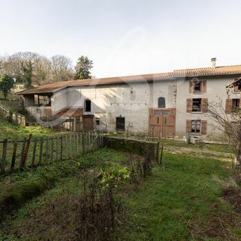 Corps de ferme à restaurer : Beaucroissant