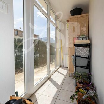 T3bis Duplex Rez de Jardin centre ville : Voreppe