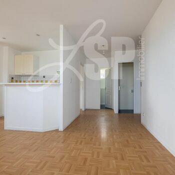 Appartement T2 centre ville étage 2 : Voreppe