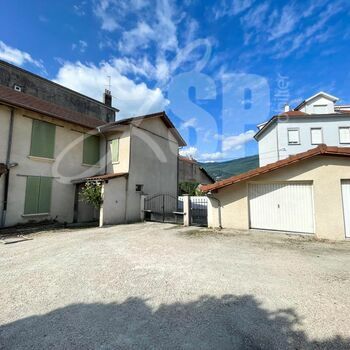 Immeuble (10 logements) : Immeuble Garages