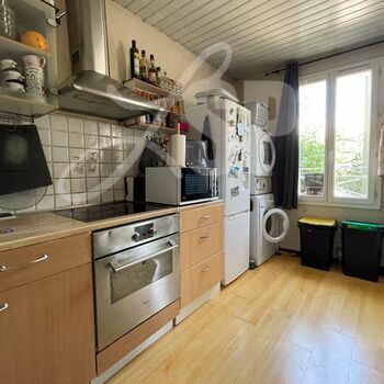 Immeuble (10 logements) : T4 Duplex loué