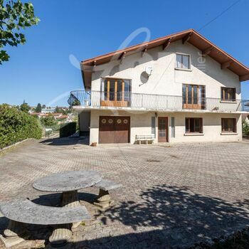 Villa individuelle T5 + T2 avec terrain : Rives