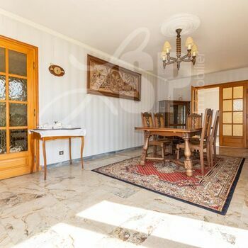 Villa individuelle T5 + T2 avec terrain : Rives Etage