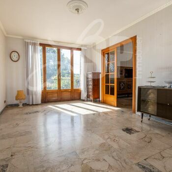 Villa individuelle T5 + T2 avec terrain : Rives Etage