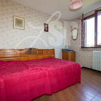 Villa individuelle T5 + T2 avec terrain : Rives Etage