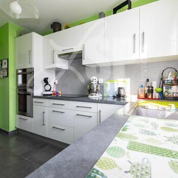Appartement T3 (Balcon, Garage, Cave) : T3 Renage