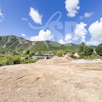 Terrain viabilisé (Lot 14) : Terrain viabilisé (Lot 14)
