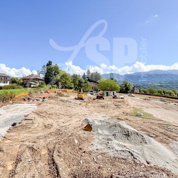 Terrain viabilisé (Lot 14) : Terrain viabilisé (Lot 14)
