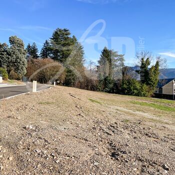 Terrain viabilisé (Lot 9) : Terrain viabilisé (Lot 9)