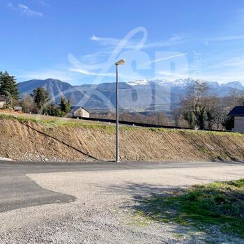 Terrain viabilisé (Lot 9)