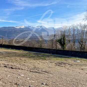 Terrain viabilisé (Lot 9) : Terrain viabilisé (Lot 9)