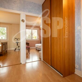 Appartement T4 avec terrasse et garage : T4 Voiron