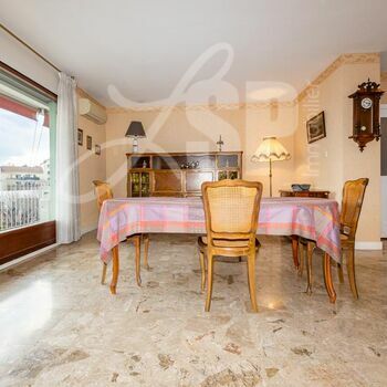 Appartement T4 avec terrasse et garage : T4 Voiron