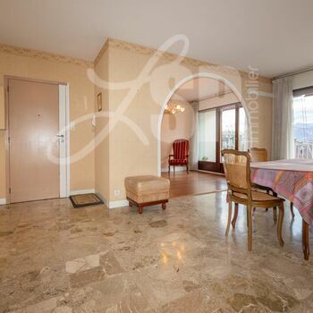 Appartement T4 avec terrasse et garage : T4 Voiron