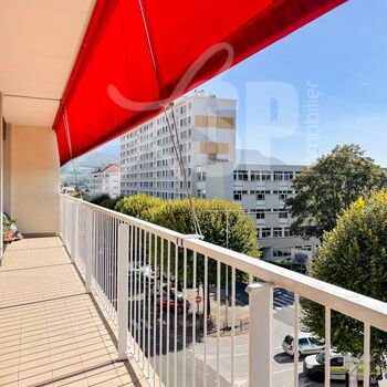 Appartement T4 avec terrasse et garage : T4 Voiron
