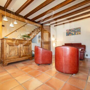 Maison T5 + Dépendances : Maison T5 + Dépendances
