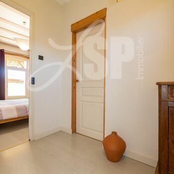 Maison T5 + Dépendances : Maison T5 + Dépendances