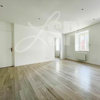 Appartement T2 centre ville Etage 1 : Appartement T2 centre ville
