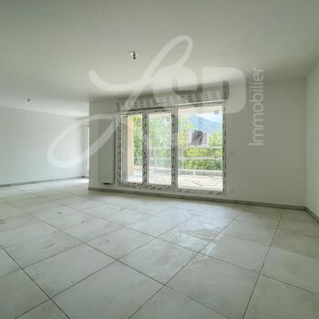 Appartement T4 neuf (D203) : Appartement T4 neuf (D203)