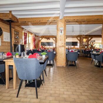 Hôtel restaurant Le Pont De Champ : Hôtel restaurant Le Pont De Champ