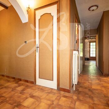 Villa individuelle à restaurer : Villa individuelle à restaurer