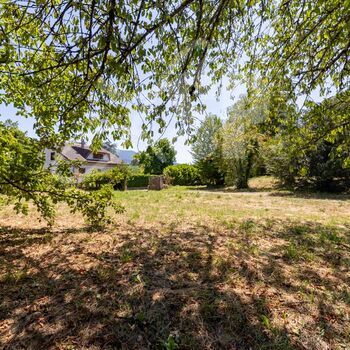 Villa individuelle à restaurer : Villa individuelle à restaurer