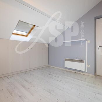 Villa T5 avec terrain et garage : Villa T5 avec terrain et garage