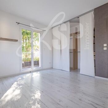 Villa T5 avec terrain et garage : Villa T5 avec terrain et garage