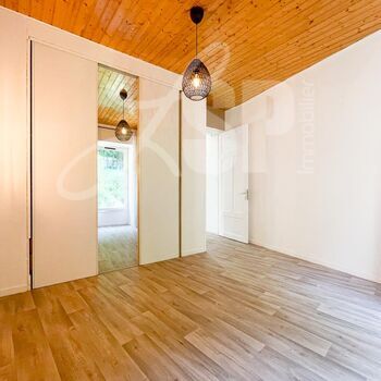 Appartement T3 dans maison de village : Appartement T3 dans maison de village