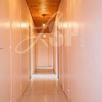 Villa plain-pied T6 : Villa plain-pied T6