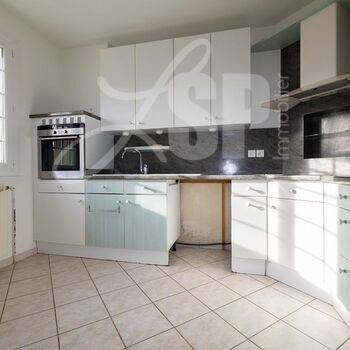 Villa individuelle T7 avec terrain : Villa individuelle T7 avec terrain