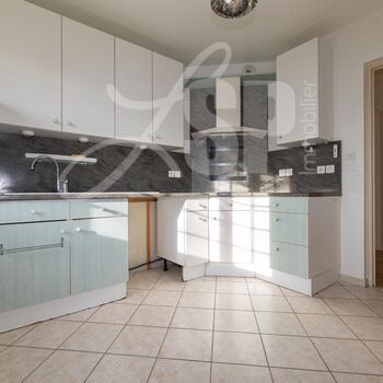 Villa individuelle T7 avec terrain : Villa individuelle T7 avec terrain