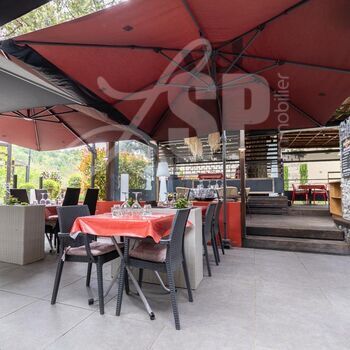 Restaurant + Appartement : Restaurant + Appartement
