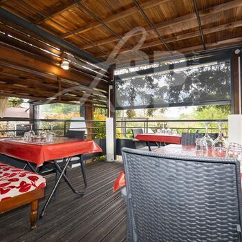 Restaurant + Appartement : Restaurant + Appartement