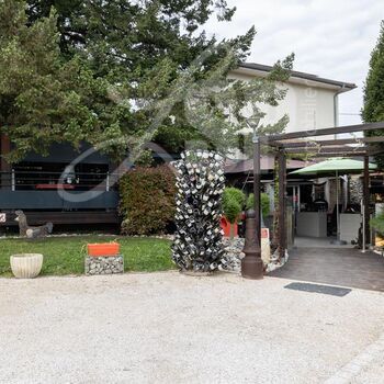 Restaurant + Appartement