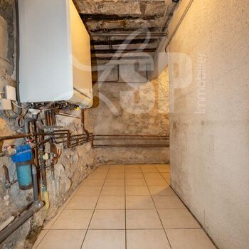 Maison T5 avec petite dépendance : Maison T5 avec petite dépendance