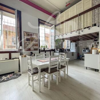 Appartement T4 avec terrasses et jardin