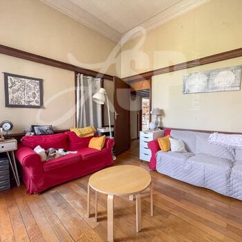 Appartement T4 avec terrasses et jardin : Appartement T4 avec terrasses et jardin