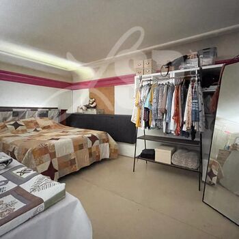 Appartement T4 avec terrasses et jardin : Appartement T4 avec terrasses et jardin