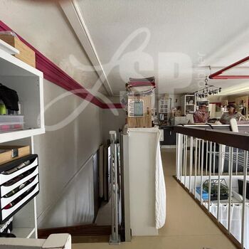 Appartement T4 avec terrasses et jardin : Appartement T4 avec terrasses et jardin