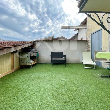 Appartement T2 - Terrasse centre ville : Appartement T2 - Terrasse centre ville