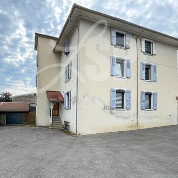 Appartement T2 - Terrasse centre ville : Appartement T2 - Terrasse centre ville