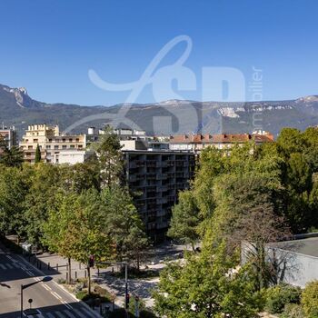 Appartement T3bis Duplex : Appartement T3bis Duplex